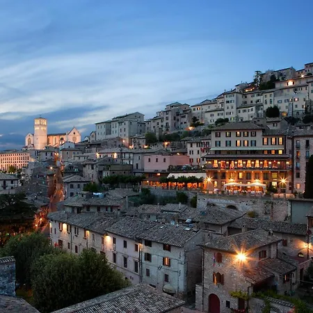 Giotto Nocleg ze śniadaniem 4*